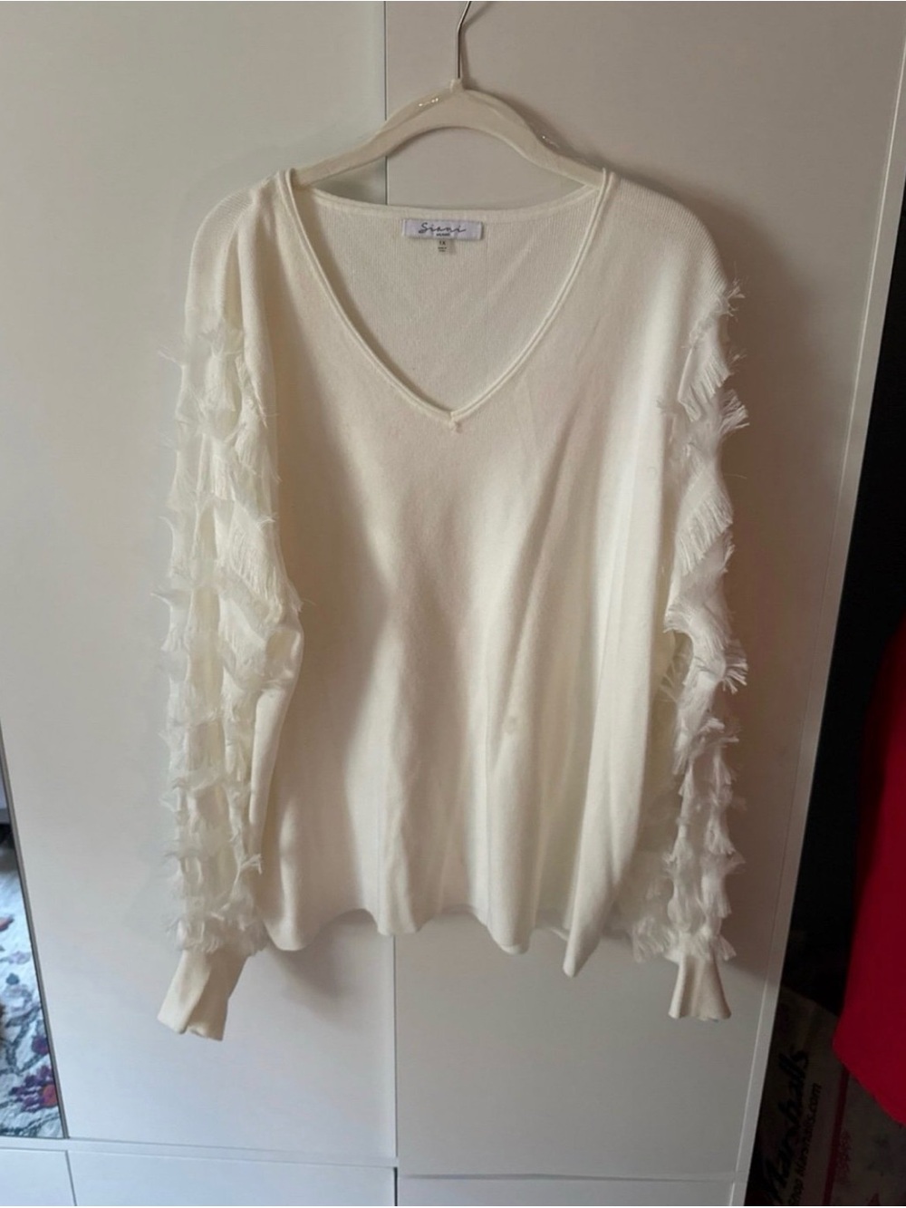 Signi Milano Fringe Sleeve Sweater – 1X, Ivory White V-Neck Lightweight Knit